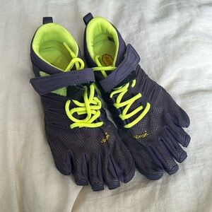 Vibram shoes